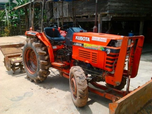 ขายด่วน!! รถไถคูโบต้า L2605 สภาพดีสวยเดิมๆ ราคาเป็นกันเอง