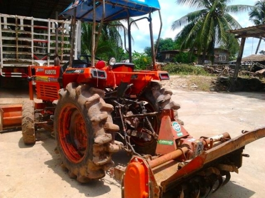 ขายด่วน!! รถไถคูโบต้า L2605 สภาพดีสวยเดิมๆ ราคาเป็นกันเอง