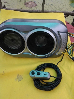 ขาย SUB KENWOOD JAPAN ต้องเปลื่ยนขอบลำโพง อุปกรครบ มีตัวเปรับเสียง ปรับเบส ตามรูป
