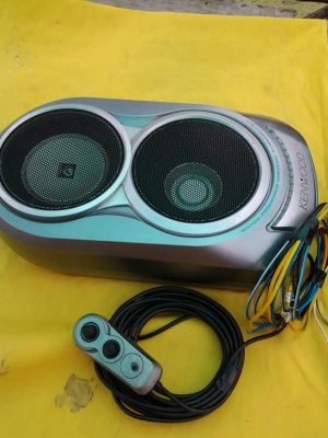 ขาย SUB KENWOOD JAPAN ต้องเปลื่ยนขอบลำโพง อุปกรครบ มีตัวเปรับเสียง ปรับเบส ตามรูป