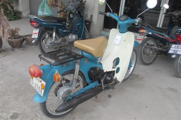 ขาย c90 ถังแยกมีเล่มทะเบียนเครื่องสภาพเดิมๆ(จัดส่งได้ครับ) ขาย c90 ถังแยกมีเล่มทะเบียนเครื่องสภาพเดิมๆ(จัดส่งได้ครับ)