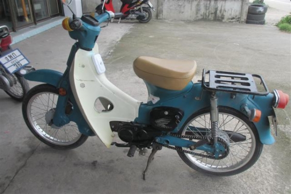 ขาย c90 ถังแยกมีเล่มทะเบียนเครื่องสภาพเดิมๆ(จัดส่งได้ครับ) ขาย c90 ถังแยกมีเล่มทะเบียนเครื่องสภาพเดิมๆ(จัดส่งได้ครับ)