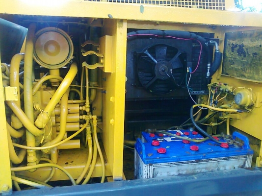 รถแบคโฮ SUMITOMO 2650 F2 โซ่ใหม่ทั้งสองข้าง ช่วงล่างสวยเต็ม มีสำเนาใบอินวอยด์.