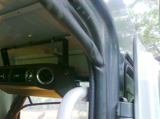 รถแบคโฮ SUMITOMO 2650 F2 โซ่ใหม่ทั้งสองข้าง ช่วงล่างสวยเต็ม มีสำเนาใบอินวอยด์.