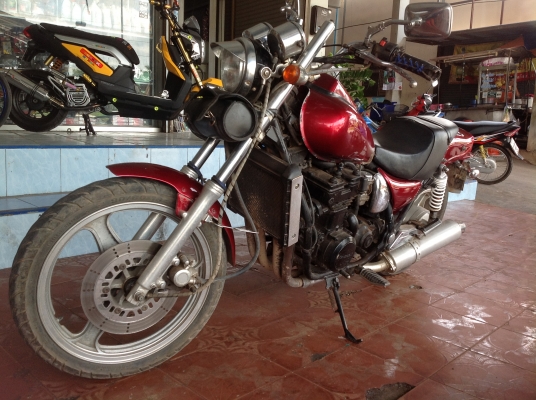 ขายบิ๊กไบค์ คาวาซากิ 400cc ถูกมาก ด่วน ด้านใน