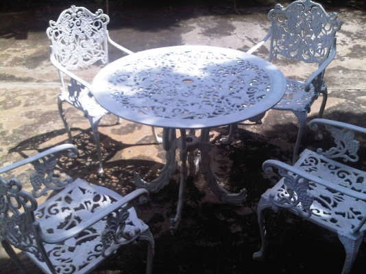 โต๊ะ เก้าอี้ อัลลอย