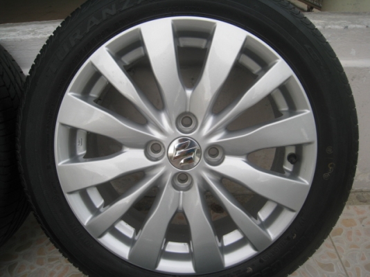 ขายล้อแม็ก Suzuki swift ป้ายแดง 16"x6" et45 4รู100 + ยางปี0513 สนใจติดต่อเล็กคลองสามครับ (081-3747940)