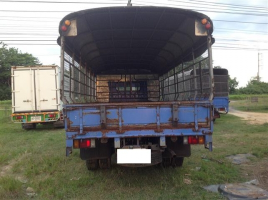 ขายด่วน!! ISUZU 6 ล้อ NPR71PY52 130 แรง ปี 46 ยาว 5 เมตร รถห้าง ด่วน ขายด่วน!! ISUZU 6 ล้อ NPR71PY52 130 แรง ปี 46 ยาว 5 เมตร รถห้าง ด่วน