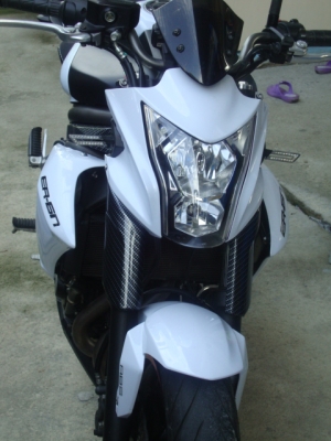 ขาย ER6n  abs   ปี 2012 (สีขาว) วิ่ง 8000 กก