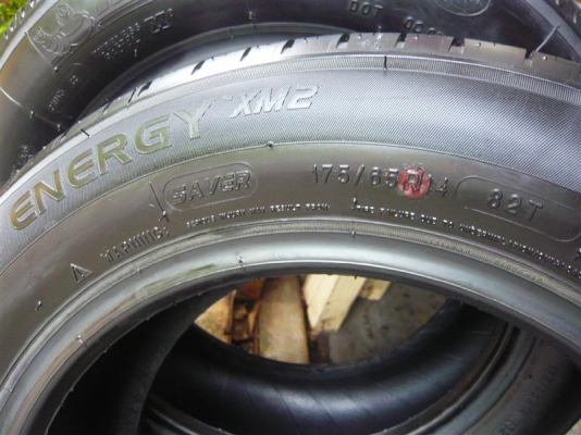 ยาง michelin XM2 175 65 14 ถอดป้ายแดง เหลือ 1 คู่