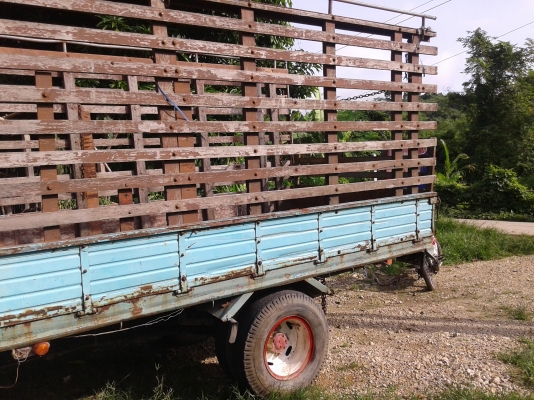 ขายรถหกล้อ