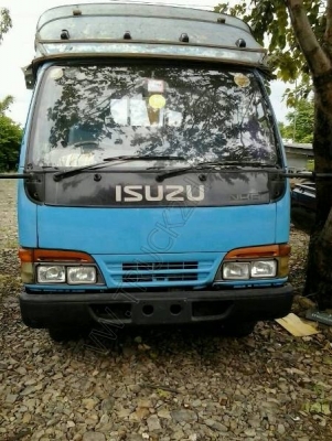 รถบรรทุก 6 ล้อ  ยี่ห้อ ISUZU รุ่น TL 85 แรงม้า
