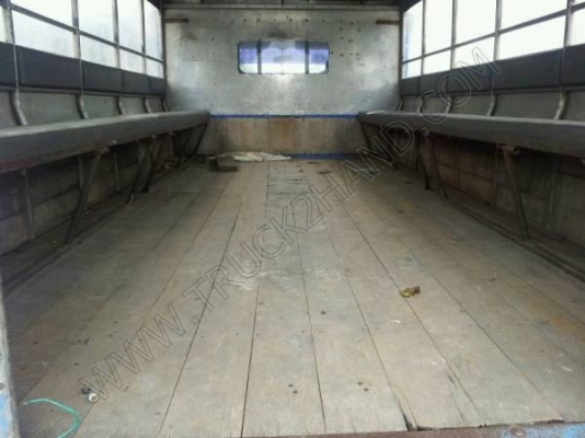 รถบรรทุก 6 ล้อ ยี่ห้อ ISUZU รุ่น NPR 130 แรงม้า รถบรรทุก 6 ล้อ ยี่ห้อ ISUZU รุ่น NPR 130 แรงม้า