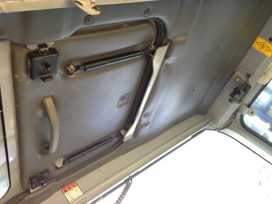 ขายรถแบคโฮ KOMATSU PC228USE-2 นำเข้าจากญี่ปุ่น รถปี2001 มีVDOให้ชมครับติดต่อ 081-2990958 ขายรถแบคโฮ KOMATSU PC228USE-2 นำเข้าจากญี่ปุ่น รถปี2001 มีVDOให้ชมครับติดต่อ 081-2990958