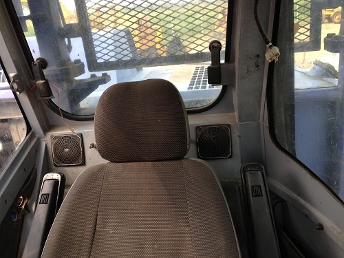 ขายรถแบคโฮ KOMATSU PC228USE-2 นำเข้าจากญี่ปุ่น รถปี2001 มีVDOให้ชมครับติดต่อ 081-2990958 ขายรถแบคโฮ KOMATSU PC228USE-2 นำเข้าจากญี่ปุ่น รถปี2001 มีVDOให้ชมครับติดต่อ 081-2990958