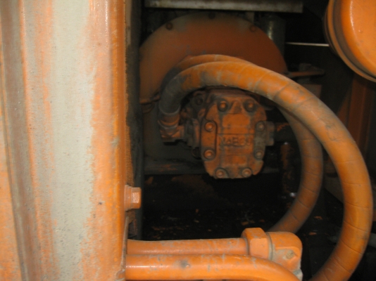 ขายแบคโฮ FURUKAWA FH31S ตัวรถ FH31S-5954 เก่านอกรถพร้อมใช้งาน ช่วงล่างดี เครื่องดี ปั้มแรง สภาพสวย ราคาไม่แพง