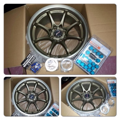 ขายแม็กใหม่ CE28 กว้าง 8 4รู100/114 สีน้ำตาลไหม้ขอบชา ราคา 11,500 บาทแถมน๊อต+จุ๊บRay ปลอกกันสั่น พร้อมถอด ใส่ ถ่วงฟรีครับ