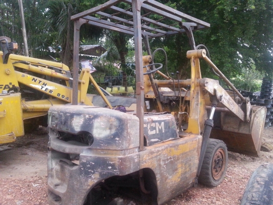 ขายรถตัก   TCM   50000  ตามสภาพ