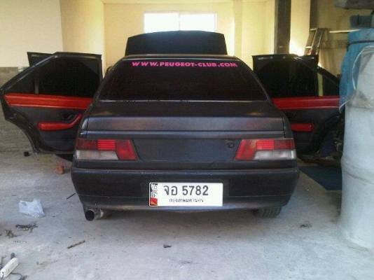 ขายเปอโย405 ขายตามสภาพครับราคาต่อรองได้ เครื่องโตโยต้า 4a 1600 กียร์ออโต้ ,มีทะเบียน พรบ ไม่ขาดต่อ57  พร้อมเอกสารการโอน สภาพตามรูป ติดตั้งแก๊สLPG+น้ำมันครับ ขายราคา30000  ราคาคุยกันได้ครับ ถูกใจรับไปครับrnสนใจโทร...0927466101