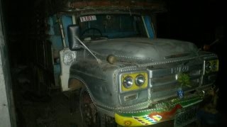 ISUZU หัวยาว เครื่อง 165 แรง 6BD1 สิบล้อเพลาเดียว กะบะไม้อย่างงาม