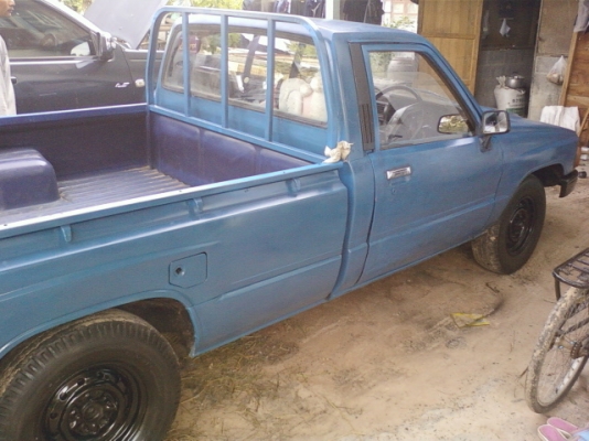 ขาย55000   ต่อรองได้  ขายได้ขายกล้าให้ผมกล้าขาย TOYOTA HIRO 2.45D