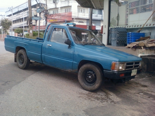 ขาย55000   ต่อรองได้  ขายได้ขายกล้าให้ผมกล้าขาย TOYOTA HIRO 2.45D