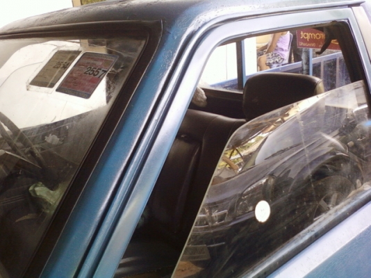 ขาย55000   ต่อรองได้  ขายได้ขายกล้าให้ผมกล้าขาย TOYOTA HIRO 2.45D