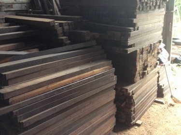 ไม้ตะเคียน 2*4เป็นไม้ตะเคียนทองครับ  ขนาด 2*4 นิ้ว  สวยๆครับ  ความยาว 1.20-1.30 เมตร  ขายท่อนละ 110  ครับ   ความยาว 1.70 - 1.80 เมตร ท่อนละ  130 บาท  ครับ  ไม้เก่าสวยๆครับไม้ชุดนี้  มีประมาณ  1200  ท่อนครับ