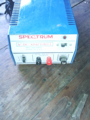 หม้อแปลงไฟบ้าน จาก  220 V   เป็น 6 โวลล์ หรือ 12 โวลล์  ค่าส่ง 150 คับ       ขายกันในราคา 1000 บาทคับ