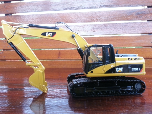 ขายโมเดลcaterpillar 320DL ครับ รายละเอียดโมเดลสวยมากครับ เหมือนจริงและขยับได้เหมือนจริงมากครับ ทำจากเหล็กนะครับ ใบแทรกก้อเหล็กคับ ราคานี้พร้องส่งemsด่วนให้เลยครับหรือส่งรถทัวได้ครับตามแต่จะสะดวก (ขายจริงส่งจริงครับไม่มีโกงแน่นอนครับ) ขายโมเดลcaterpillar 320DL ครับ รายละเอียดโมเดลสวยมากครับ เหมือนจริงและขยับได้เหมือนจริงมากครับ ทำจากเหล็กนะครับ ใบแทรกก้อเหล็กคับ ราคานี้พร้องส่งemsด่วนให้เลยครับหรือส่งรถทัวได้ครับตามแต่จะสะดวก (ขายจริงส่งจริงครับไม่มีโกงแน่นอนครับ)