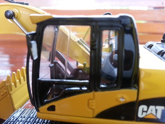 ขายโมเดลcaterpillar 320DL ครับ รายละเอียดโมเดลสวยมากครับ เหมือนจริงและขยับได้เหมือนจริงมากครับ ทำจากเหล็กนะครับ ใบแทรกก้อเหล็กคับ ราคานี้พร้องส่งemsด่วนให้เลยครับหรือส่งรถทัวได้ครับตามแต่จะสะดวก (ขายจริงส่งจริงครับไม่มีโกงแน่นอนครับ) ขายโมเดลcaterpillar 320DL ครับ รายละเอียดโมเดลสวยมากครับ เหมือนจริงและขยับได้เหมือนจริงมากครับ ทำจากเหล็กนะครับ ใบแทรกก้อเหล็กคับ ราคานี้พร้องส่งemsด่วนให้เลยครับหรือส่งรถทัวได้ครับตามแต่จะสะดวก (ขายจริงส่งจริงครับไม่มีโกงแน่นอนครับ)