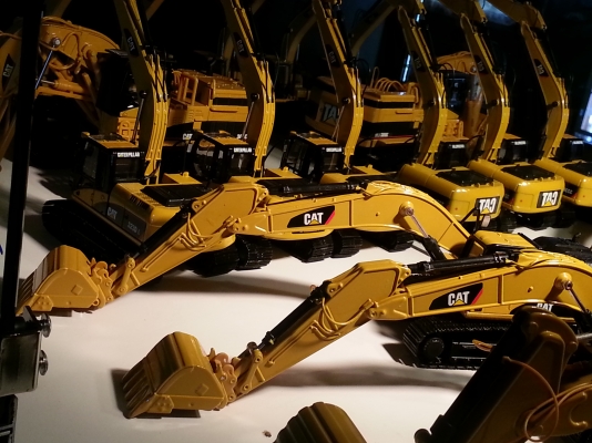 ขายโมเดลcaterpillar 320DL ครับ รายละเอียดโมเดลสวยมากครับ เหมือนจริงและขยับได้เหมือนจริงมากครับ ทำจากเหล็กนะครับ ใบแทรกก้อเหล็กคับ ราคานี้พร้องส่งemsด่วนให้เลยครับหรือส่งรถทัวได้ครับตามแต่จะสะดวก (ขายจริงส่งจริงครับไม่มีโกงแน่นอนครับ) ขายโมเดลcaterpillar 320DL ครับ รายละเอียดโมเดลสวยมากครับ เหมือนจริงและขยับได้เหมือนจริงมากครับ ทำจากเหล็กนะครับ ใบแทรกก้อเหล็กคับ ราคานี้พร้องส่งemsด่วนให้เลยครับหรือส่งรถทัวได้ครับตามแต่จะสะดวก (ขายจริงส่งจริงครับไม่มีโกงแน่นอนครับ)