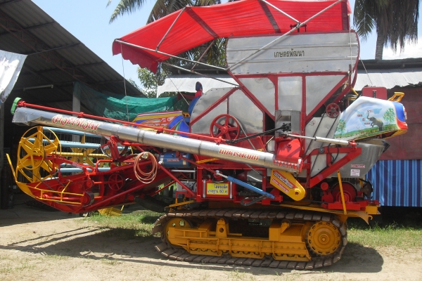 ขายรถเกี่ยวข้าว ขายรถเกี่ยวข้าว