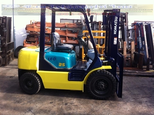 ขาย รถโฟล์คลิฟท์ KOMATSU รุ่น FD25-14