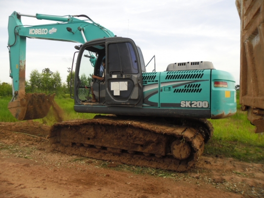 ขาบรถแบตโฮ KOBELCO MARK 8 YN 11 สวยเครื่องเดิมๆเอดสารเล่มทะเบียนเอวแน่สโซ่หนาไฟฟ้าเต็ม