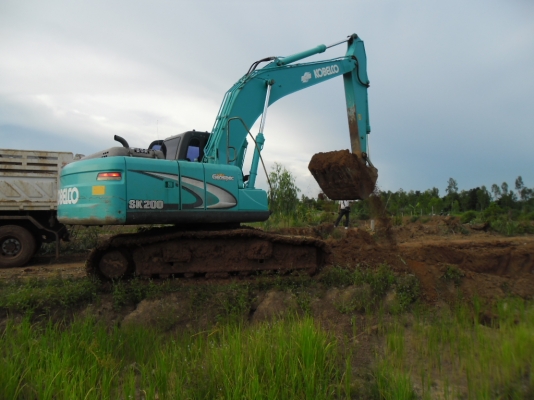 ขาบรถแบตโฮ KOBELCO MARK 8 YN 11 สวยเครื่องเดิมๆเอดสารเล่มทะเบียนเอวแน่สโซ่หนาไฟฟ้าเต็ม