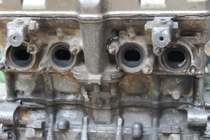 ขายโครงกับเครื่องcbr400 y89(มัดจำโครงแล้วเหลือแต่เครื่อง)