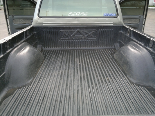 ขายถูกๆไทเกอร์ เครื่อง3.0 เกียร์ธรรมดา เบรคABS กระจกไฟฟ้า