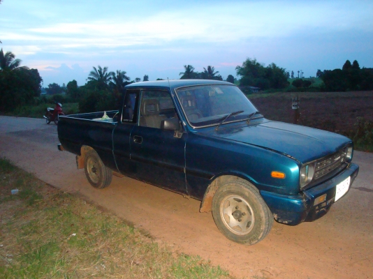 ขายรถกะบะมาสด้า 1400 cc ปี 37