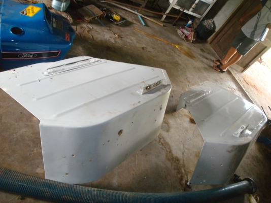 ขายกาบรถไถฟอร์ดพร้อมบังโคลน