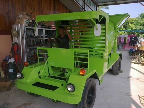 หจก.KPกรณ์เซอร์วิส ทีมงานโม่น้อยเข้าซอยเล็กรถอีแต๋นโม่ปูนไฮเทคเทคโนโลยีสมัยใหม่โดยช่างฝีมือคนไทย