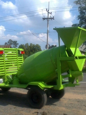 หจก.KPกรณ์เซอร์วิส ทีมงานโม่น้อยเข้าซอยเล็กรถอีแต๋นโม่ปูนไฮเทคเทคโนโลยีสมัยใหม่โดยช่างฝีมือคนไทย