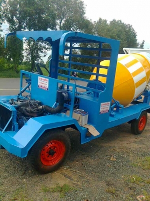 หจก.KPกรณ์เซอร์วิส ทีมงานโม่น้อยเข้าซอยเล็กรถอีแต๋นโม่ปูนไฮเทคเทคโนโลยีสมัยใหม่โดยช่างฝีมือคนไทย