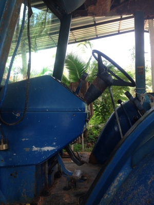 ขายรถไถ FORD 6610  2 เพลารถพร้อมใช้ 0819701072