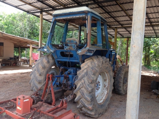 ขายรถไถ FORD 6610  2 เพลารถพร้อมใช้ 0819701072