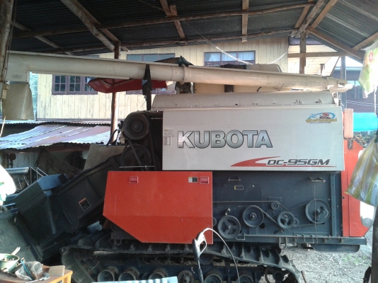 ขายรถเกี่ยวข้าว DC 95 ปลายปี 53