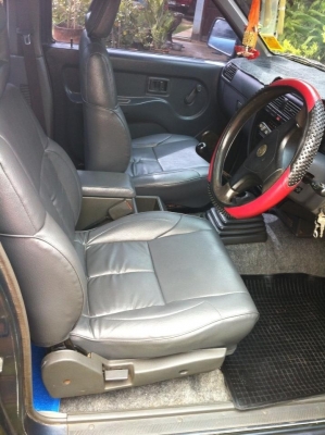 รถนิสสันบิ๊กเอ็มปี96พวงมาลัยเพาเวอร์โรงงานแท้