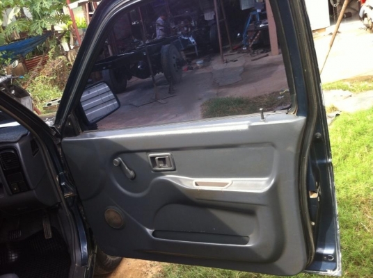 รถนิสสันบิ๊กเอ็มปี96พวงมาลัยเพาเวอร์โรงงานแท้