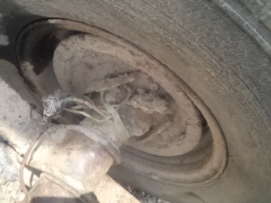 ขายชุดเพลาพร้อมแหนบ ของ Dutsun 521 ราคา 8500 บาท