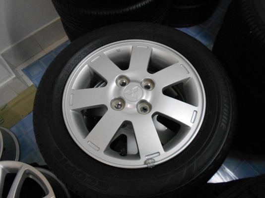 ขายล้อแม็ก มิราจ ขอบ 14 พร้อมยางสภาพป้ายแดงปี 13 /เทิร์นได้-ใส่ฟรีค่ะ